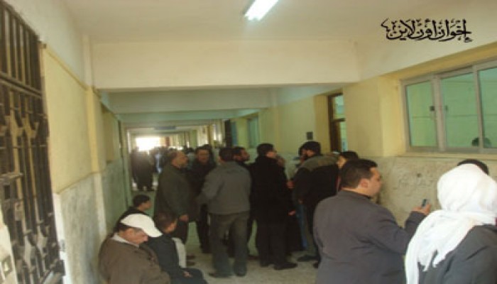 "الدقهلية" تنتخب تحت الأمطار.. والجيش يتصدى للمخالفات