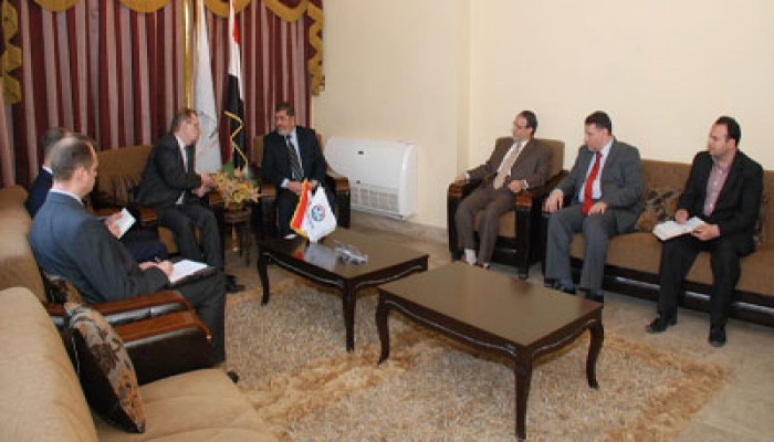 "الحرية والعدالة" يستقبل السفير الروسي بالقاهرة