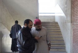 "محمد إسماعيل".. كفيف يتلمَّس نور "الحرية" في الانتخابات