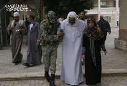 "المحرومون" من الانتخاب "للمفرطين": "سلفني صوتك"!!