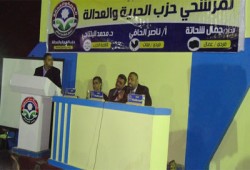 مرشحو "الحرية والعدالة" بشبرا الخيمة يلتقون العمال