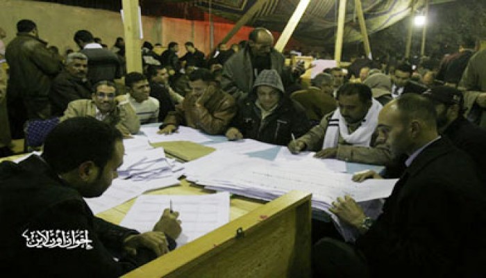 الدفع بالقضاة الاحتياطيين لإنهاء عمليات فرز الأصوات