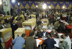 استئناف عملية الفرز بالزقازيق بعد اعتذار الجيش والمحافظ