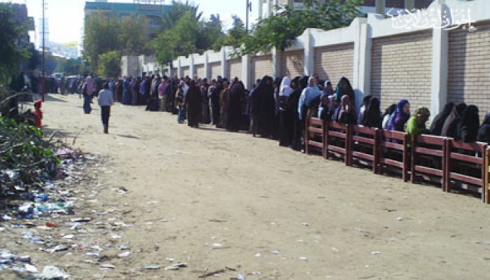 ناخبون: طوابير الانتخابات بداية نهضة مصر
