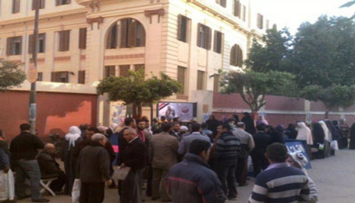 ناخبون بالجيزة: خرجنا لنقول (لا) للفلول