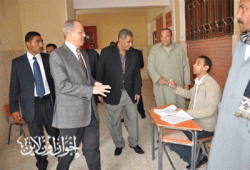 محافظ بني سويف يحث المواطنين على التصويت