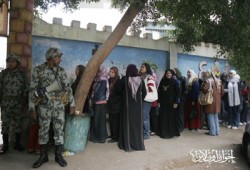 "الشيخ زايد" تسجل رقمًا قياسيًّا في طول طابور الناخبين