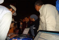 طلاب جامعة بنها يدعمون "الحرية والعدالة"