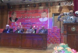 محافظ المنيا يدعم مرشح "الفلول" في الانتخابات!