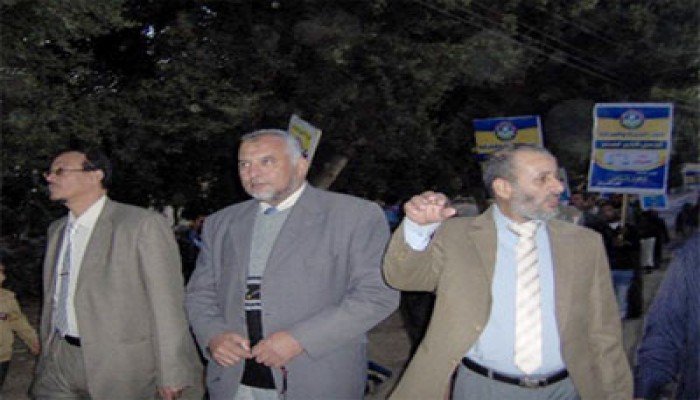 التفاف جماهيري حول مرشحي "الحرية والعدالة" بالمنيا