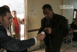 42 موظفًا يبيعون ضمائرهم لصالح حيدر بغدادي!