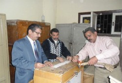 انتهاء التصويت وتشميع الصناديق بأسيوط