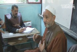 ناخبون لأول مرة يختارون "الحرية والعدالة" في الساحل