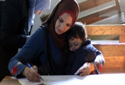 هدوء نسبي بمدينة نصر واحتجاج بعض موظفي اللجان