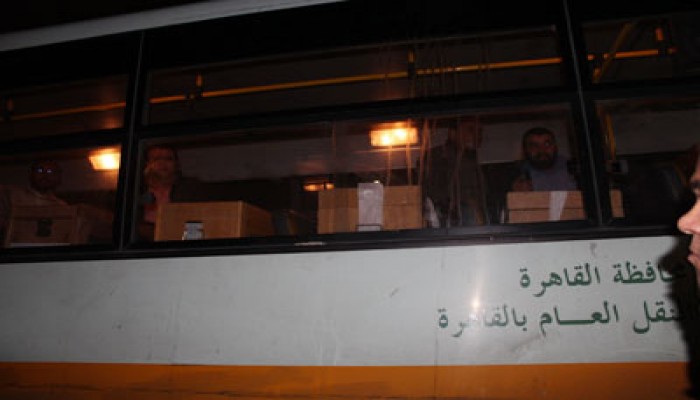 موظفو الدائرة الخامسة يتظاهرون.. والفرز يتواصل