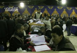 لجان فرز "طره" تستعين بالمندوبين ضد إضراب الموظفين