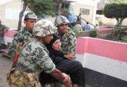 إستراتيجيون: مزاعم البلطجة حطمتها إيجابية الشعب
