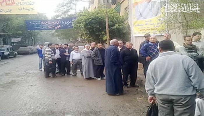 إغلاق لجنة انتخابية بحدائق القبة بسبب نفاد البطاقات!