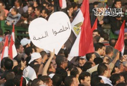 حقوقيون: الانتخابات والعقاب مخرج للأزمة