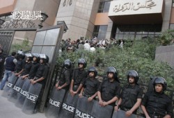 الإدارية العليا تؤيد ترشيح الفلول في الانتخابات