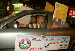 جولة بالسيارت وندوات لمرشحي "الحرية والعدالة" بدمياط