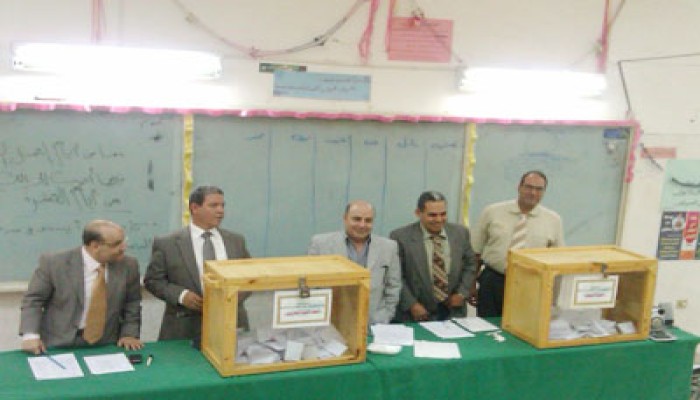 د. أشرف عز الدين عميدًا لطب الأزهر بدمياط