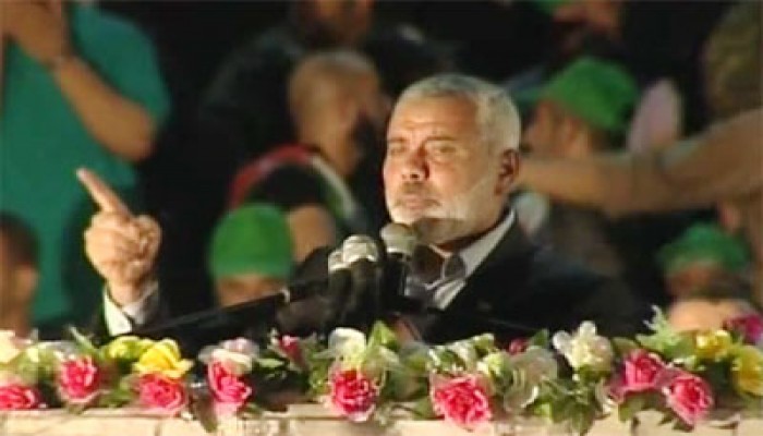 هنية يعلن بدء تجهيز منبر خاص للمسجد الأقصى