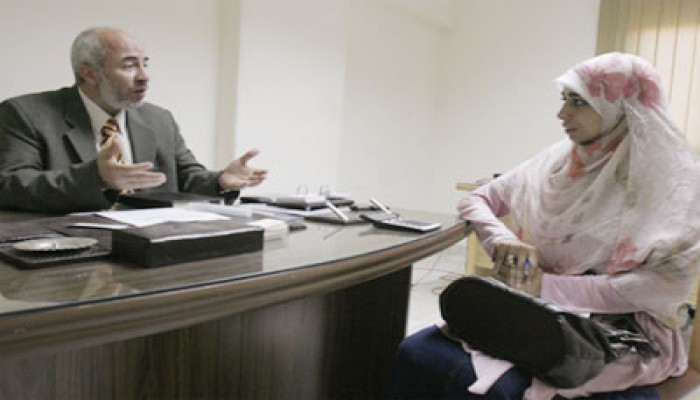 د. خالد حنفي: أطالب بتأمين صحي لكل الفقراء