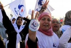 النتائج الأولية للانتخابات التونسية تؤكد تقدم الإسلاميين