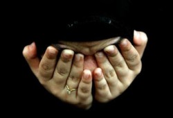 السؤال: ما أحكام المتوفى عنها زوجها؟