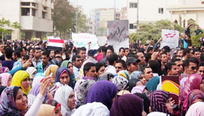 دعوة أساتذة الجامعات لفعاليات حاشدة ضد القيادات القديمة