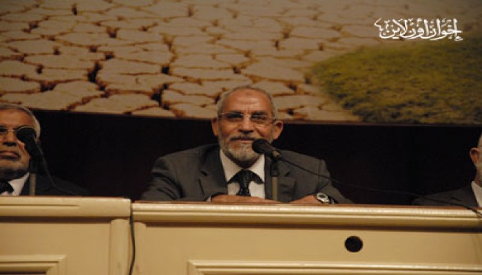 طلاب الإخوان يسألون.. والمرشد العام يجيب