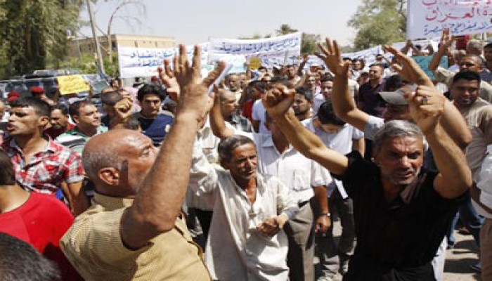 علماء العراق تدعم تحركات الثوار