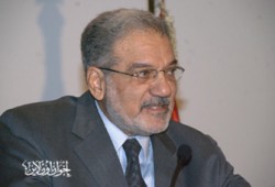 أساتذة الجامعات يلتقون "العسكري" لحل أزمة القيادات