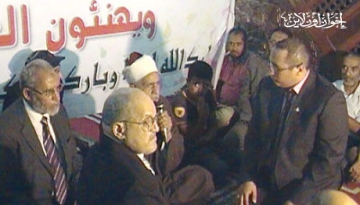 المرشد العام يشهد عقد زواج كريمة المهندس علي شريت