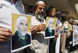 "المحامين": بريطانيا انبطحت للصهاينة باعتقال رائد صلاح