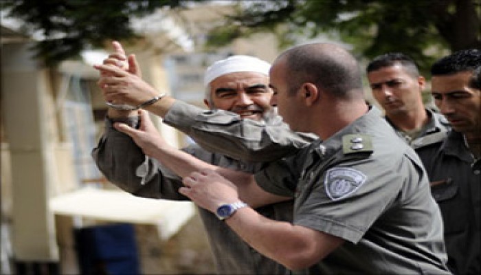 حماس تطالب المجتمع الدولي بمواجهة قمع بريطانيا