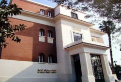 ندوة تناقش كتاب ياسر أنور "العلمانيون والإسلاميون"