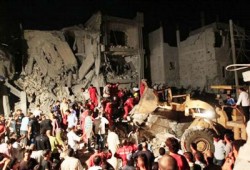 الناتو يقر بقتل 16 من ثوار ليبيا