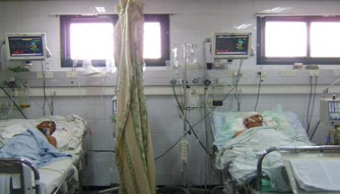 مطالبة حقوقية بحل مشكلة قطاع غزة الصحية
