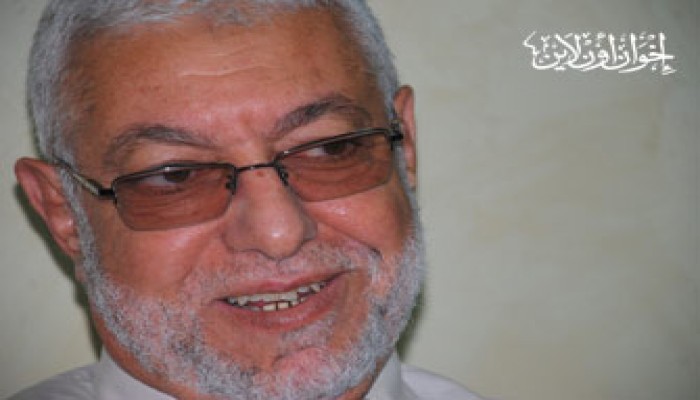 الأمين العام يهنئ د. محمد كمال بزفاف كريمته