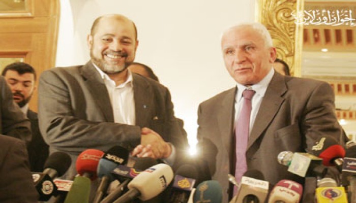 مطالب بإطلاق سراح المعتقلين قبل تشكيل الحكومة الفلسطينية