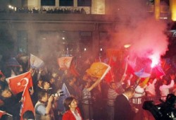 هنية يهنئ أردوغان بالفوز في الانتخابات