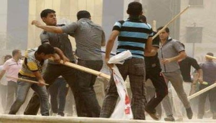 "بلطجية" المالكي يفرقون متظاهري العراق