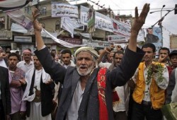 اليمن ترفض رصاص "صالح" وتتعهد بمواصلة الثورة السلمية