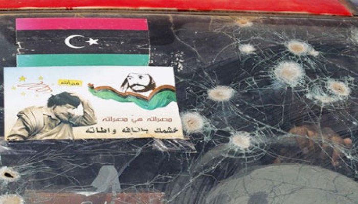 الناتو يواصل قصف طرابلس ومخازن الكتائب