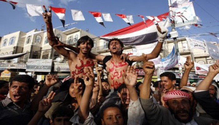 شهداء جدد بتعز ومظاهرات إسقاط صالح تتواصل