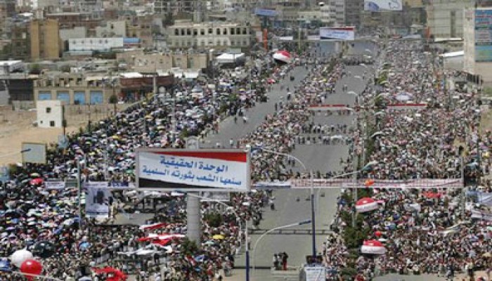 57 شهيدًا يمنيًّا حصيلة مجزرة تعز