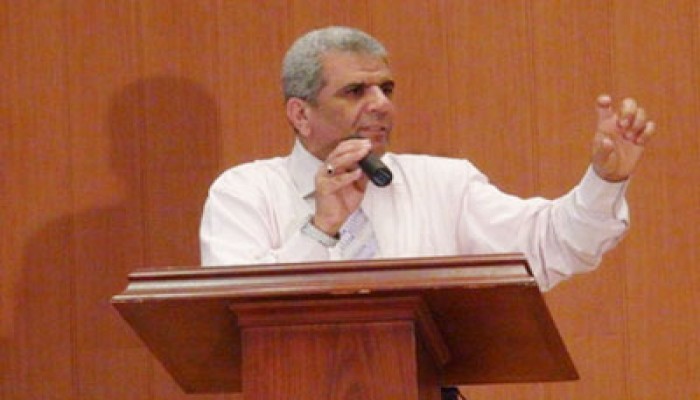 صبحي صالح: الثورة لم تنتهِ واستمرارها يحميها