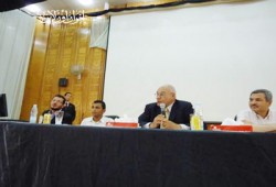 العوا: دعوات بقاء الجيش في السلطة ضد الديمقراطية